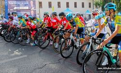 Uluslararası Bisiklet Yarışı’nda Kadın Sporcular Start Aldı